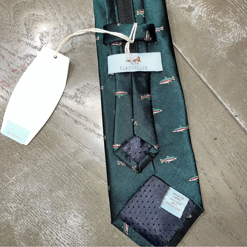 Class Club Boys Hunter Green Tan Red Fish Tie NWT Silk Blend Zippered Zip